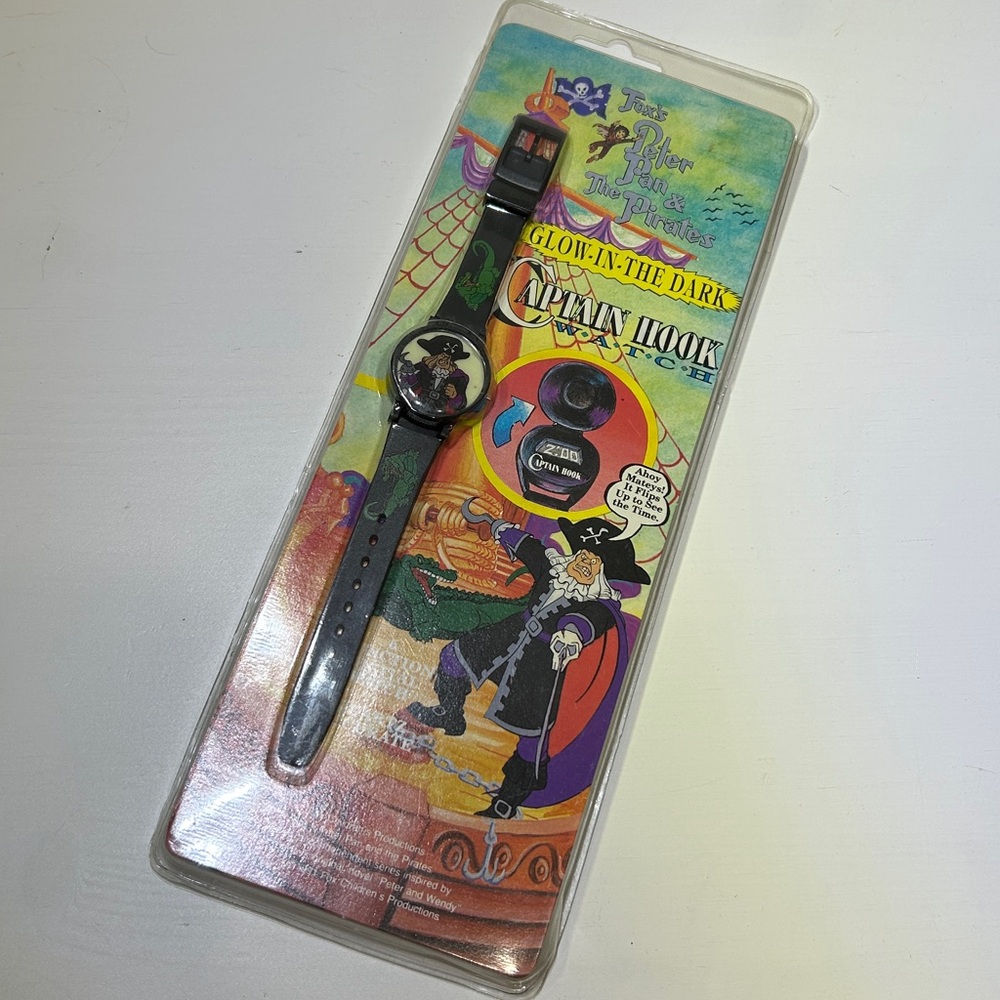 Vintage 1991 Fox's Peter Pan Pirates Captain Hook Digital Watch